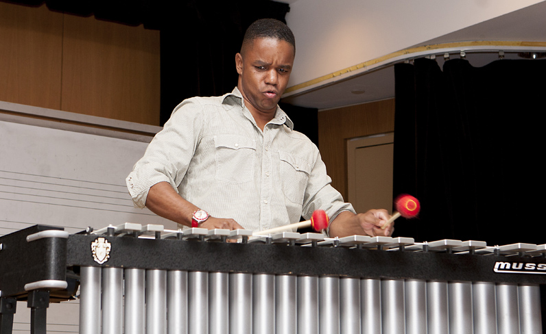 Vibraphonist Stefon Harris presents during an Eyes of the Masters class in 2011. Photo courtesy of The New School.