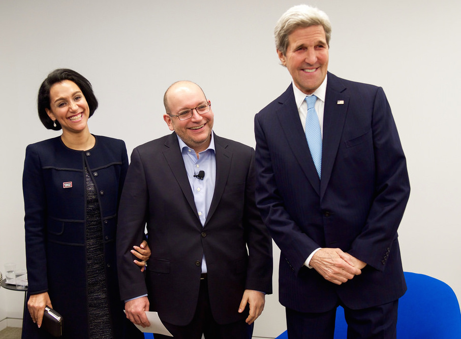 Washington Post reporter Jason Rezaian with his wife, Yeganeh Salehi, and U.S. Secretary of State John Kerry following his release from Iranian authorities. (State Department photo)