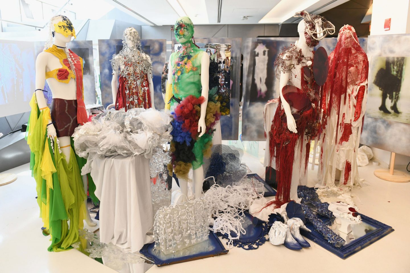 fashion thesis display