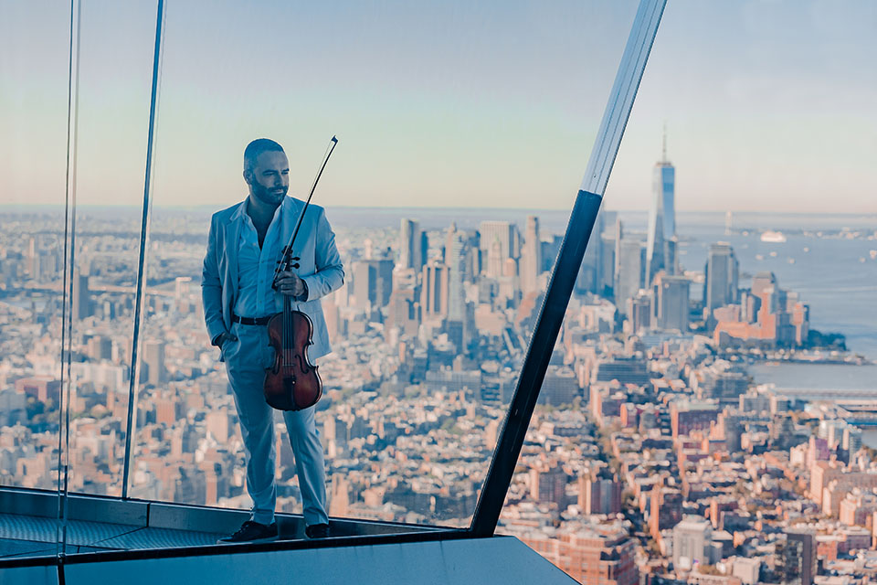 Rodolfo's passion for the viola, and its often overlooked status, motivated him to share the best record he could with audiences